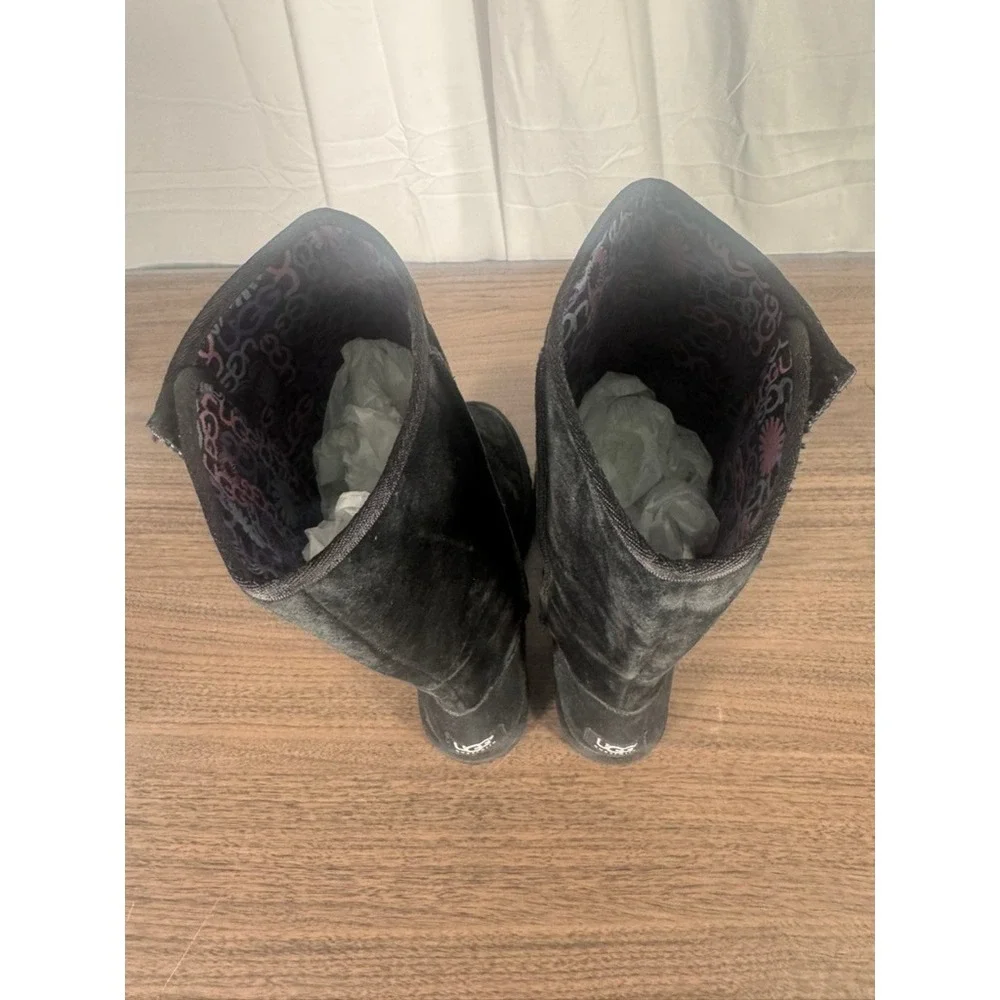 UGG Australia Tall 5-Button Black Suede Boots Women's Shearling‎ Lined Boots